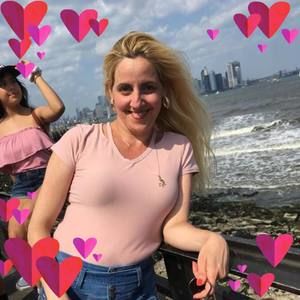 Meet your Posher, Andria